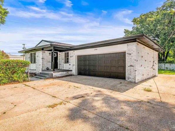 1704 N J St, Pensacola, FL 32501