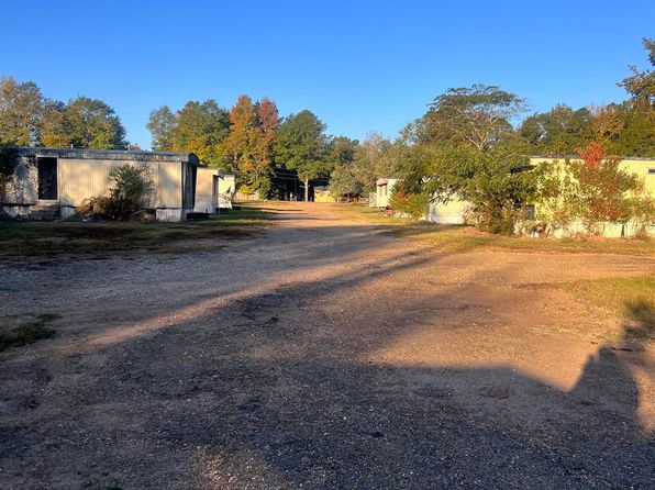 217 Gahagan Rd, Simsboro, LA 71275