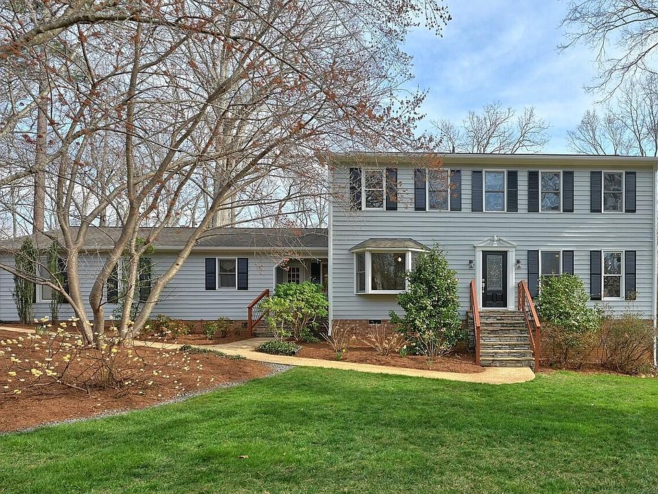 1st image of 5324 Fairoaks Rd