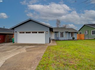 360 SE 17th St, Troutdale, OR 97060