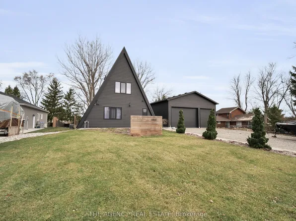 8464 Adams Ct, Lambton Shores, ON N0M 1T0