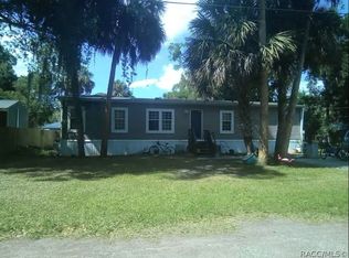 8421 W Doe Ln, Homosassa, FL 34448