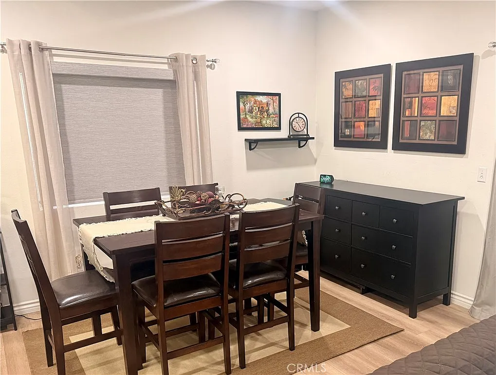 3 bed, 1537 sqft, $3,800 — Photo 4