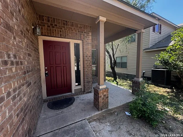 3 bed, 2.0 bath, 1450 sqft, $1,595 — Photo 4