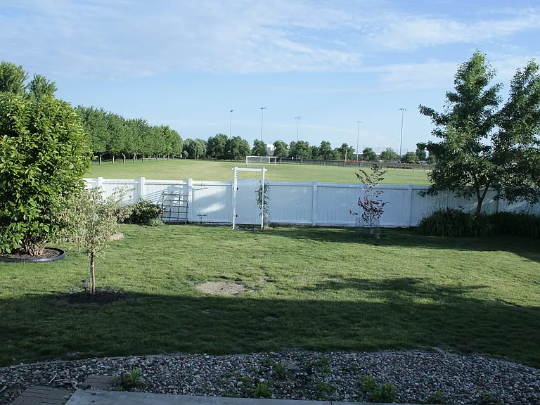 3125 Old Jamestown Rd — Photo 58