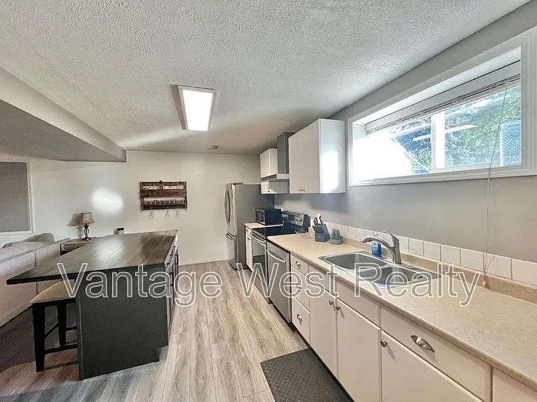 210B Dell Rd — Photo 8