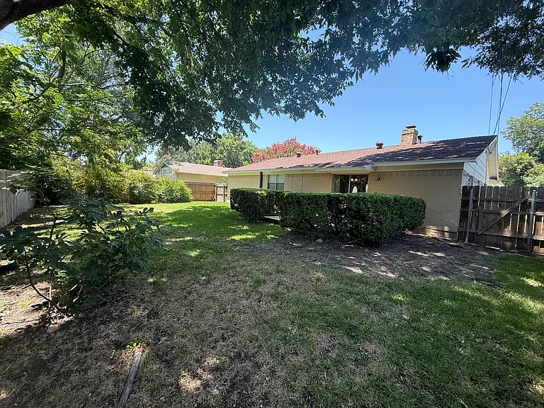 727 Kingswood Ave — Photo 8