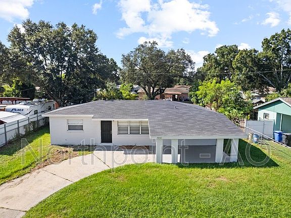 3rd image of 7201 Kingston Dr