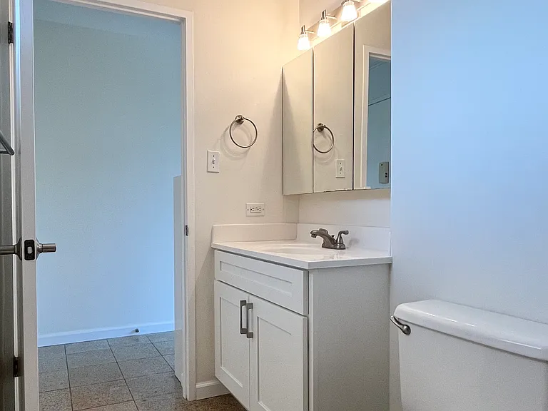 1138 Hassinger St #102 — Photo 9