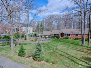 68 Meredith Rd, Colonia, NJ 07067