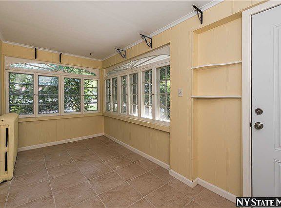 3rd image of 87 Lenox Ave