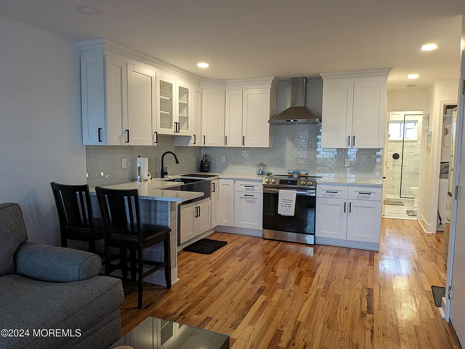 407 Ocean Ave #14A