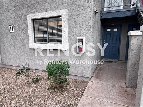 15402 N 28th St #130 Photo 1