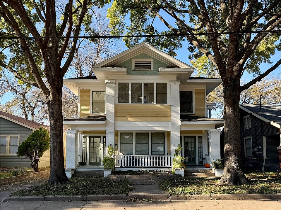 Top half of duplex