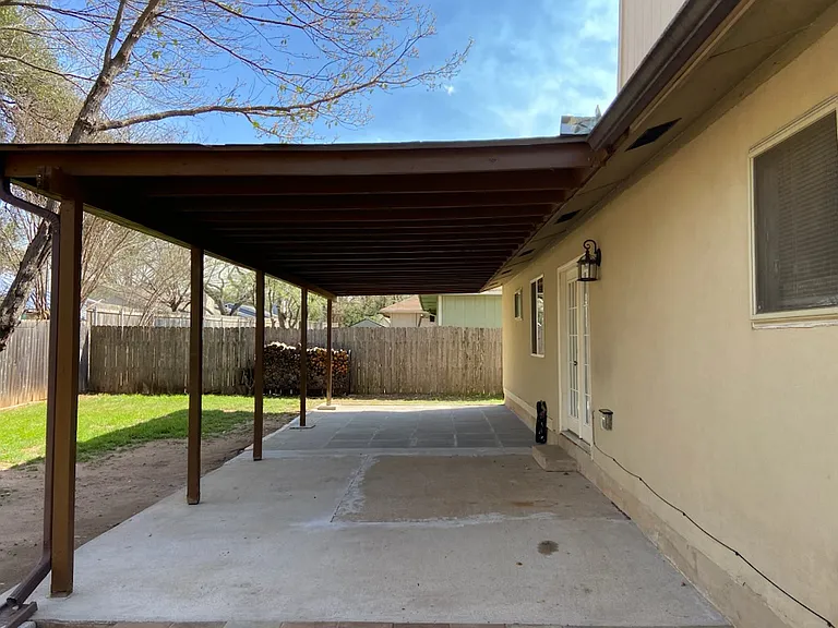 4908 Pelham Dr — Photo 28