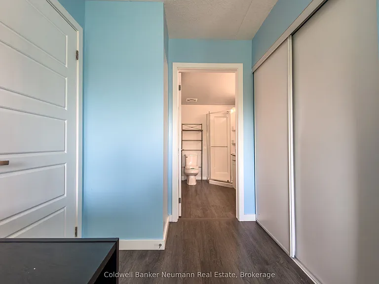 25 Kay Cres #212 — Photo 11