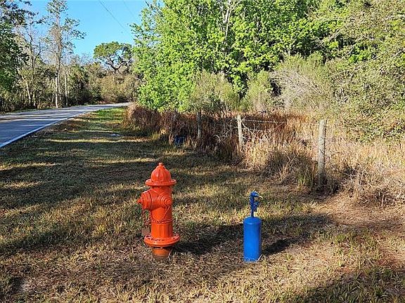 4th image of Timberlane Rd