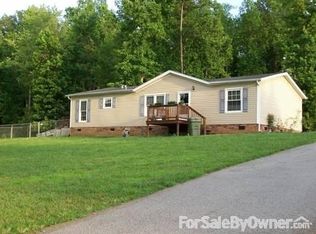 222 Whispering Oaks Dr, Lexington, NC 27292