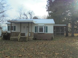 1031 Manley St, Paris, TN 38242