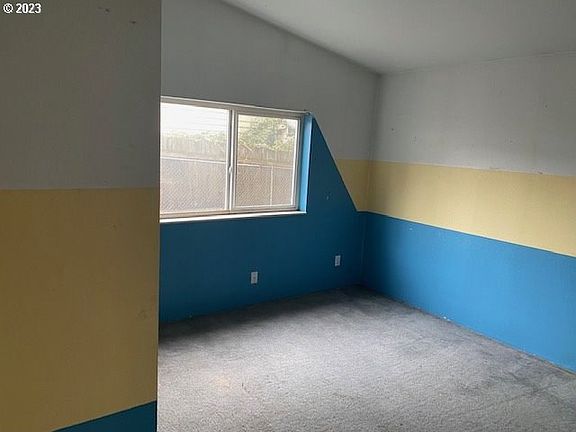 4th image of 7115 NE 2nd Ave