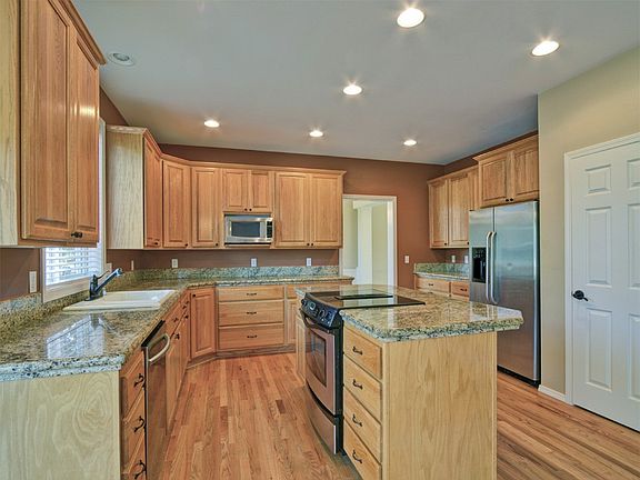 3rd image of 6321 109th St NW