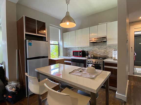 2nd image of 499 Washington Ave #12