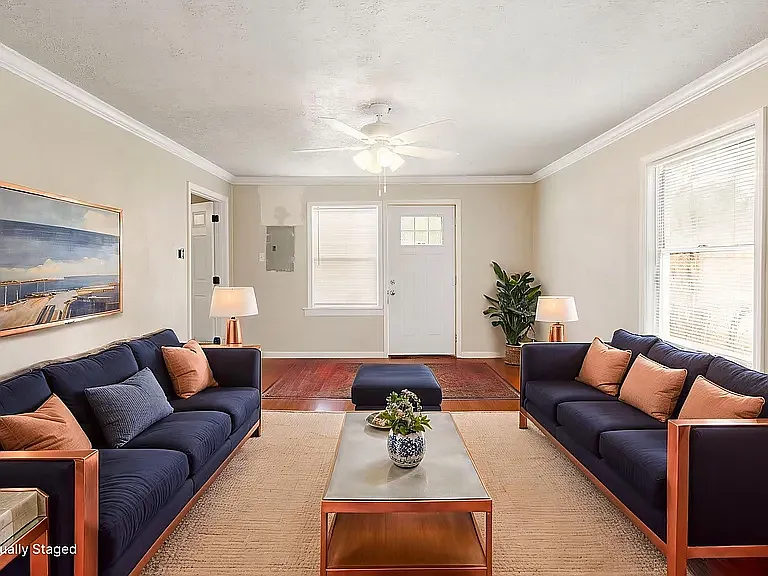 806 Walnut St #3 — Photo 9