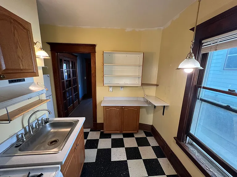 309 N Pinckney St — Photo 7