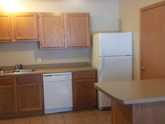2nd image of 7804 SW Blue Jay Ln APT 12