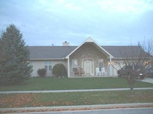 300 E Sawmill Rd, Findlay, OH 45840