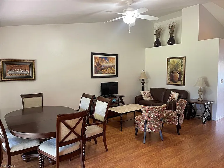 378 Dover Pl #702 — Photo 5