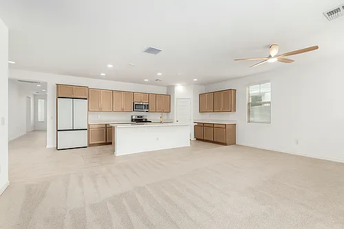 10223 W Piccadilly Rd Photo 1