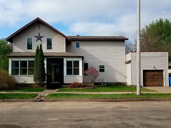 503 W 9th St, Winona, MN 55987