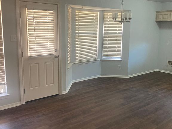 4th image of 7449 Arbor Park Dr