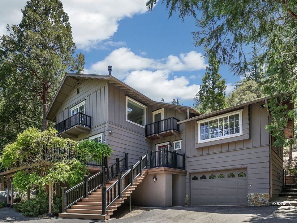 1st image of 54861 Wildwood Dr
