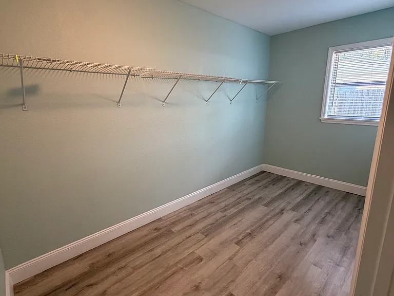 415 W Easy St — Photo 9
