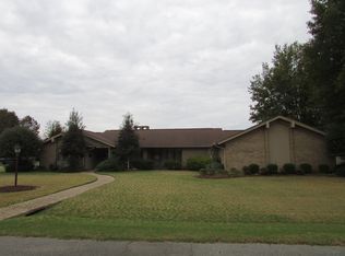 503 W 17th St, Stuttgart, AR 72160