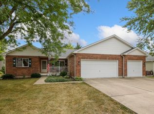 108 S Vincent Dr, Bolingbrook, IL 60490