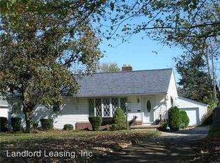 411 Hafely Dr, Lorain, OH 44052