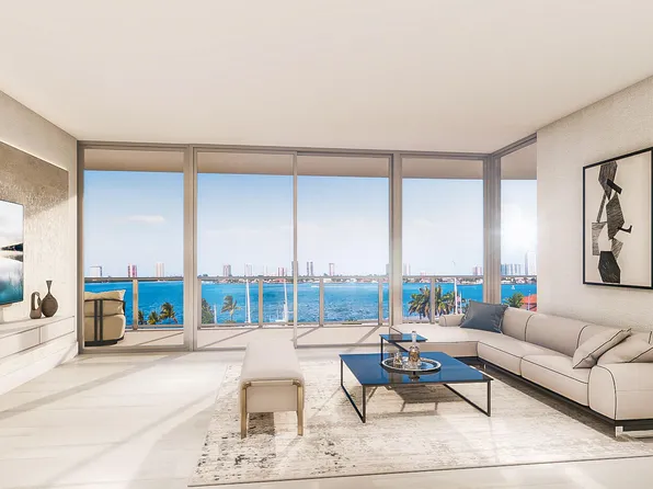 220 Lake Shore Drive #303, Lake Park, FL 33403