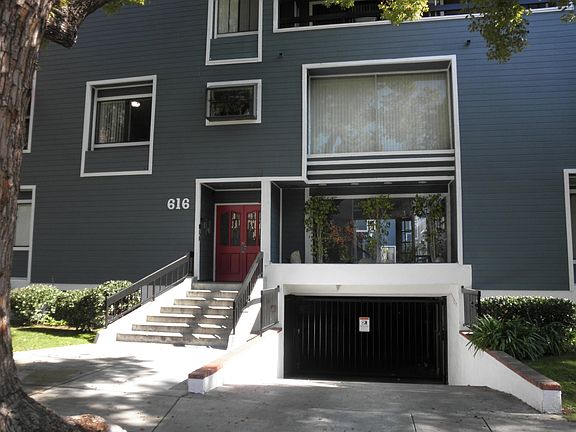 3rd image of 616 N Kenwood St APT 12