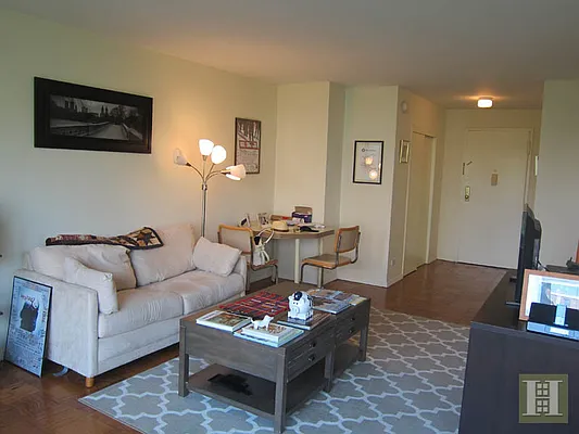 Rented by Halstead Real Estate | media 24