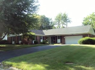226 Denvale Dr, Danville, IL 61832