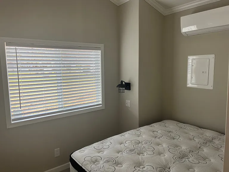 1150 Hamilton Ln #9 — Photo 4
