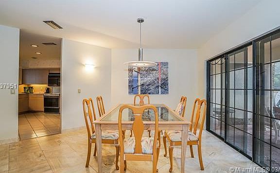 5th image of 5020 NW 93 Doral Pl