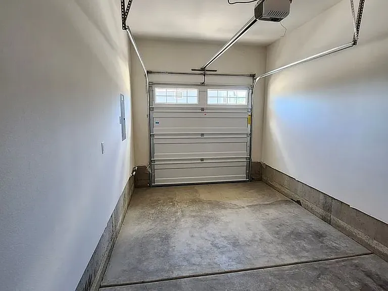 5333 NW Torchcrest Pl — Photo 28
