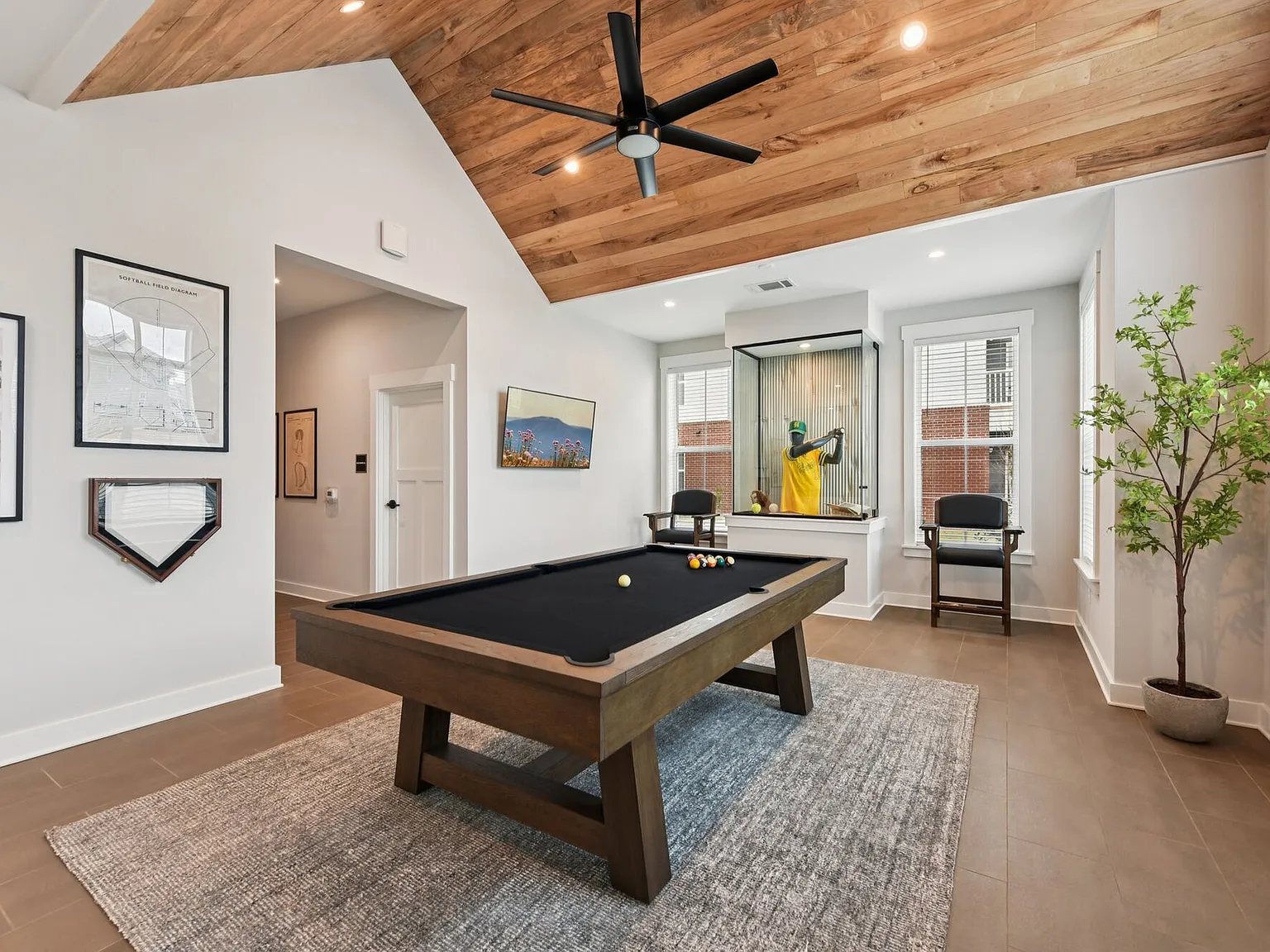 Hathaway at Lake Norman Apartments — Photo 4