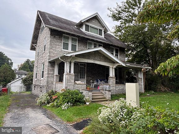 2nd image of 605 Carsonia Ave