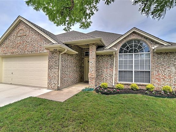 2nd image of 7508 Crosswicks Cir