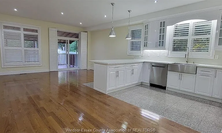 1721 Ellesmere Rd #UPPER — Photo 39